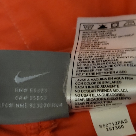 Nike shorts - Picture 8 of 9
